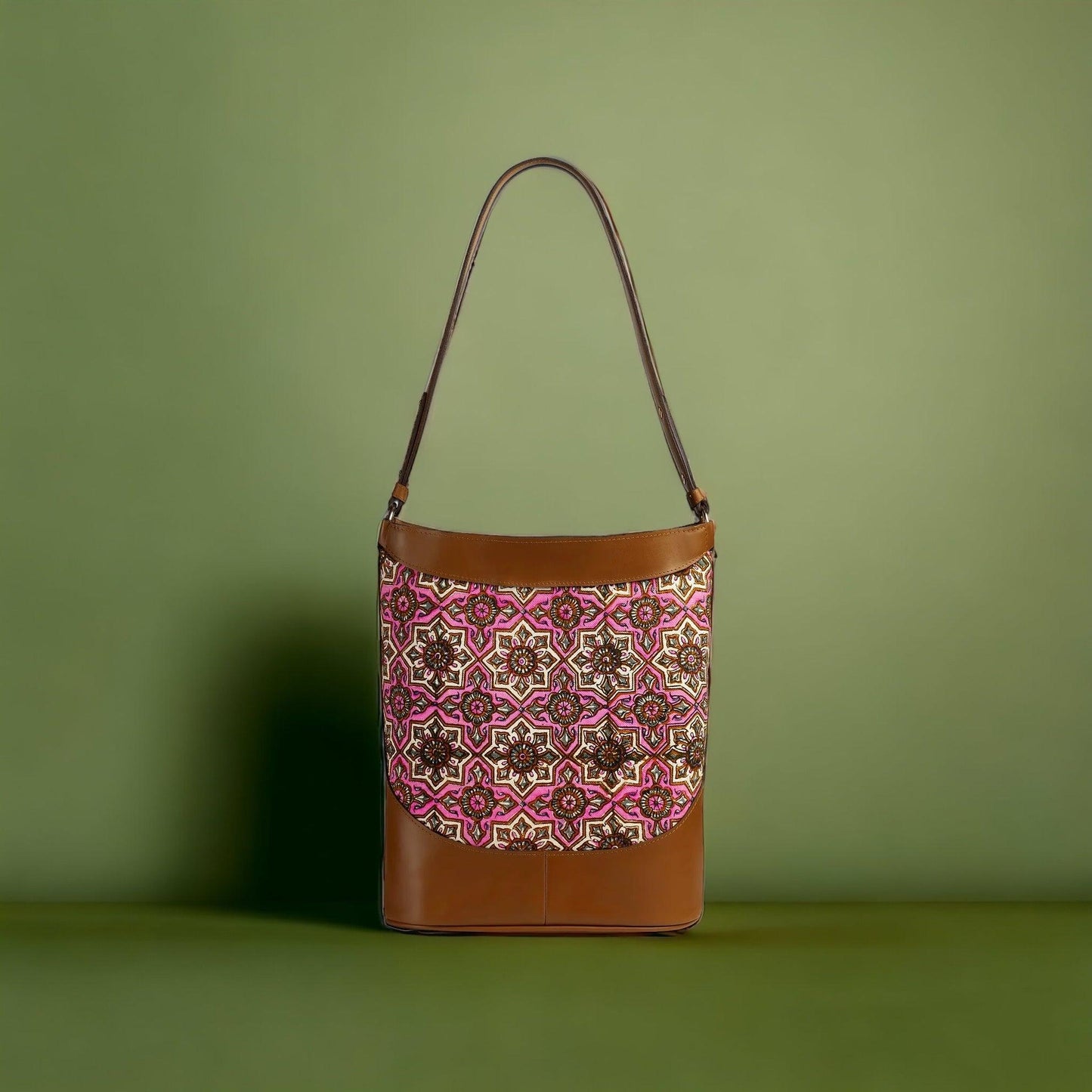 Nono x Bote A Mano - Pink Bucket Bag (L) - Boté A Mano