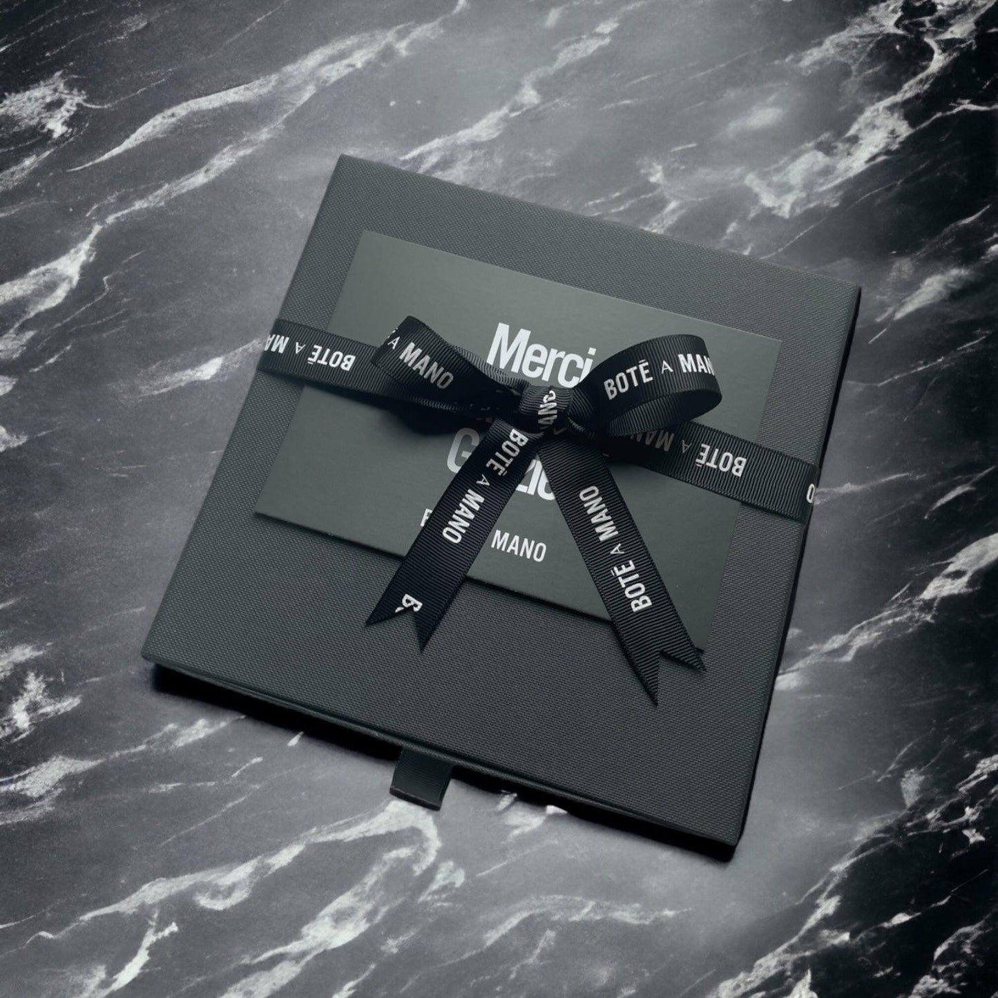 Bote A Mano Packaging