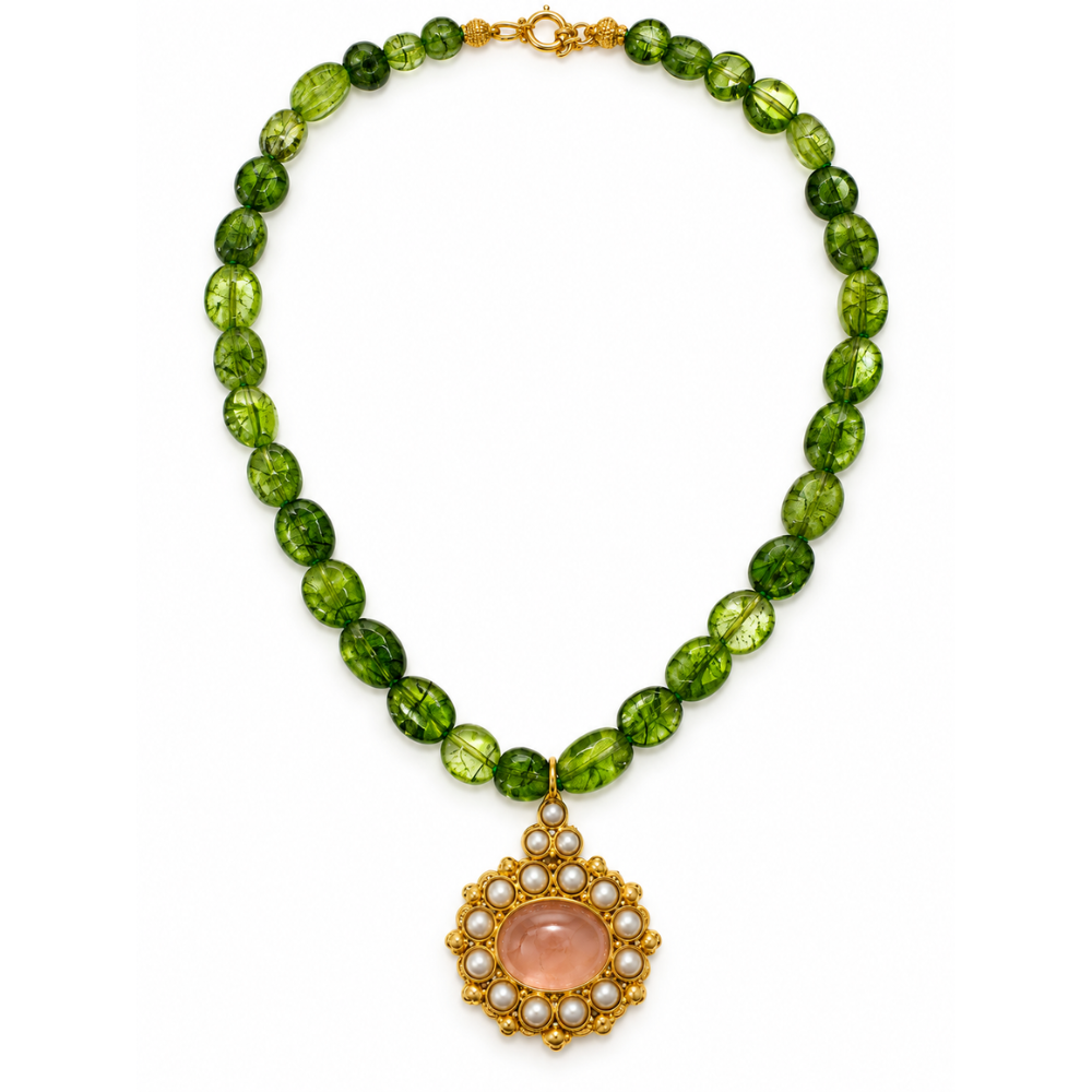 Green Peridot bead necklace with Peach Moonstone, pearl and 24K gold-plated pendant by Bote A Mano